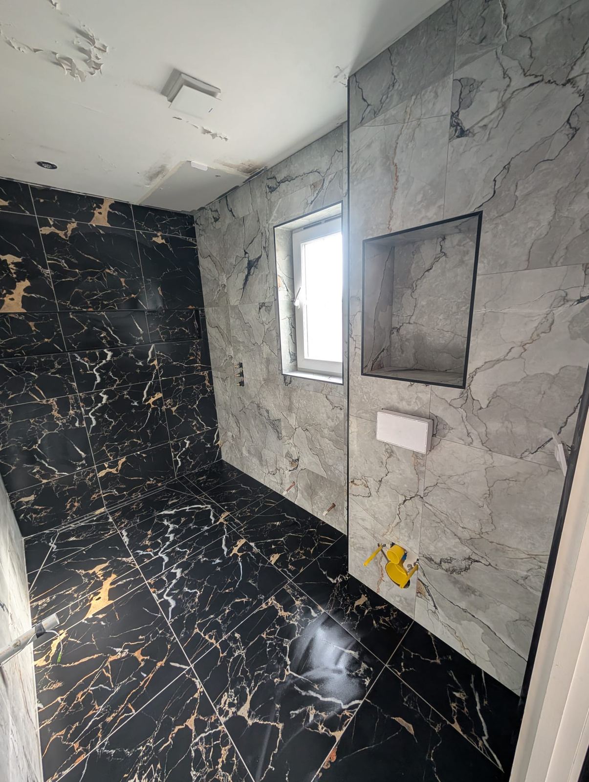 Ensuite With Walk-In Wet Deck And Two Niches, Cumbernauld