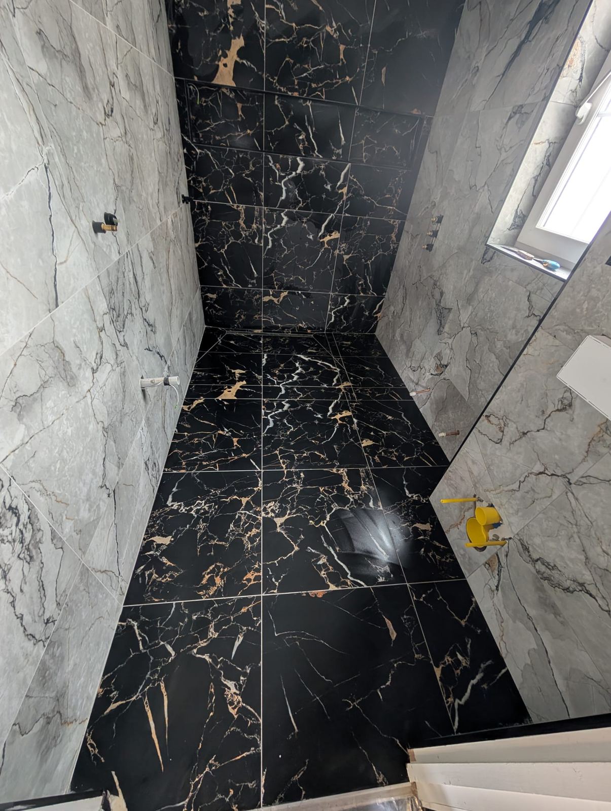 Ensuite With Walk-In Wet Deck And Two Niches, Cumbernauld
